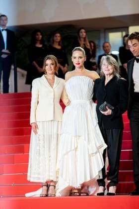 Die, My Love premiere in Cannes Molly Smith, Jennifer Lawrence and Sissy Spacek at the Die, My Love Premiere during the 78th Cannes Film Festival held at Palais des Festivals on May 17, 2025 in Cannes, France. CAP KA Kristina Afanasyeva Cannes Alpes-Maritimes France Copyright: xKristinaxAfanasyeva CapitalxPicturesx