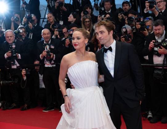 Die My Love Premiere at 78th Festival de Cannes - Cannes, France CANNES, FRANCE. May 17, 2025: Jennifer Lawrence & Robert Pattinson at the premiere for Die My Love at the 78th Festival de Cannes. Picture: Paul Smith Featureflash Cannes France  Copyright: xPaulxSmithx xFeatureflashx