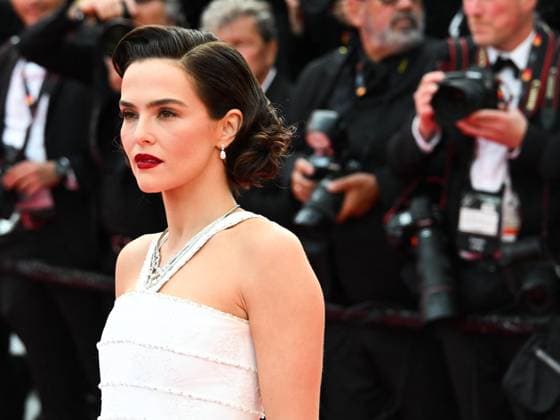 Cannes, 78th Cannes Film Festival 2025 - evening 5 - red carpet of the film Die, My Love Cannes, 78th Cannes Film Festival 2025 - evening 5 - red carpet of the film Die, My Love . In the photo Zoey Deutch Cannes France  Copyright: xIPA ABACAx