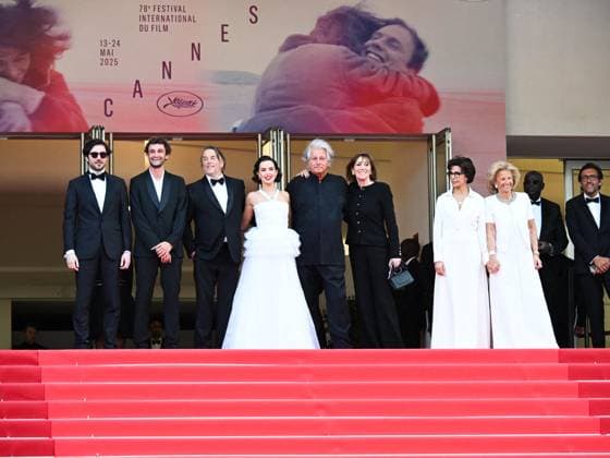 Cannes, 78th Cannes Film Festival 2025 - evening 5 - red carpet of the film Die, My Love Cannes, 78th Cannes Film Festival 2025 - evening 5 - red carpet of the film Die, My Love . In the photo Guillaume Marbeck, Aubry Dullin, Richard Linklater, Zoey Deutch, Laurent Petin, Michèle Halberstadt, Rachida Dati and the president of Cannes Iris Knobloch Cannes France Copyright: xIPA ABACAx