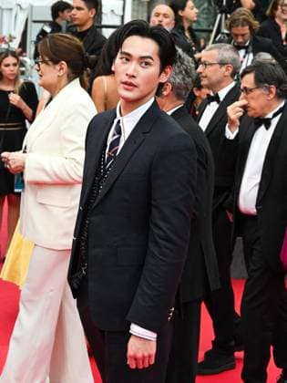 Cannes, 78th Cannes Film Festival 2025 - evening 5 - I Beauty Cannes, 78th Cannes Film Festival 2025 - evening 5 - red carpet of the film Nouvelle Vague In the photo: guest cannes France  Copyright: xIPA ABACAx