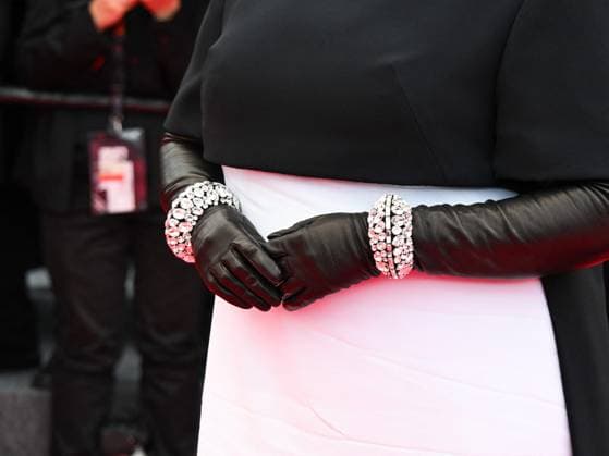 Cannes, 78th Cannes Film Festival 2025 - evening 5 - I Beauty Cannes, 78th Cannes Film Festival 2025 - evening 5 - red carpet of the film Nouvelle Vague - In the photo: Yseult, Aseel Omran cannes France  Copyright: xIPA ABACAx