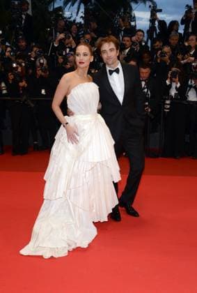 May 17, 2025, Cannes, France: Robert Pattinson and Jennifer Lawrence attend the Die My Love red carpet at the 78th annual Cannes Film Festival at Palais des Festivals on May 17, 2025 in Cannes, France Cannes France - ZUMAi09_ 20250517_zaf_i09_048 Copyright: xFrederickxInjimbertx