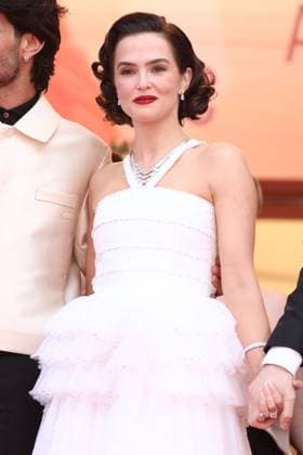 Cannes Nouvelle Vague Screening JD Zoey Deutsch attending the screening of Nouvelle Vague in Cannes, France on May 17, 2025, as part of the 78th Cannes Film Festival. Photo by Jerome Domine ABACAPRESS.COM Cannes France  Copyright: xDominexJerome ABACAx