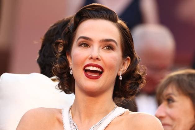 Cannes Nouvelle Vague Screening JD Zoey Deutsch attending the screening of Nouvelle Vague in Cannes, France on May 17, 2025, as part of the 78th Cannes Film Festival. Photo by Jerome Domine ABACAPRESS.COM Cannes France  Copyright: xDominexJerome ABACAx