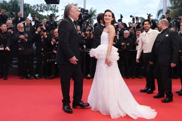 Cannes Nouvelle Vague Screening JD Aubry Dullin and Zoey Deutsch attending the screening of Nouvelle Vague in Cannes, France on May 17, 2025, as part of the 78th Cannes Film Festival. Photo by Jerome Domine ABACAPRESS.COM Cannes France  Copyright: xDominexJerome ABACAx