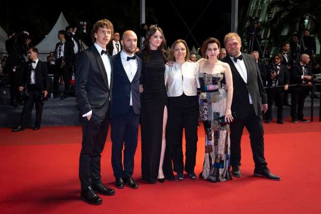 Montée des marches du film Le roi soleil lors du 78ème Festival International du Film de Cannes Jean Baptiste Durand, Roxane Mesquida Montée des marches du film Le roi soleil lors du 78ème Festival International du Film de Cannes, au Palais des Festivals à Cannes Le 17 mai 2025 Olivier Borde Bestimage Red carpet for the movie Le roi soleil during the 78th Cannes International Film Festival at the Palais des Festivals in Cannes, France On may 17th 2025 Cannes France  Copyright: xOLIVIERxBORDEx xBESTIMAGExOLIVIERxBORDEx xBESTIMAGEx