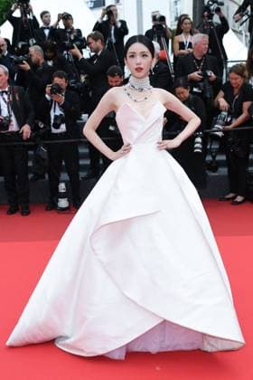 Cannes Nouvelle Vague Premiere AM Zhou Ye attending the Nouvelle Vague (New Wave) Premiere in Cannes, France on May 17, 2025 as part of the 78th Cannes Film Festival. Photo by Aurore Marechal ABACAPRESS.COM Cannes France  Copyright: xMarechalxAurore ABACAx