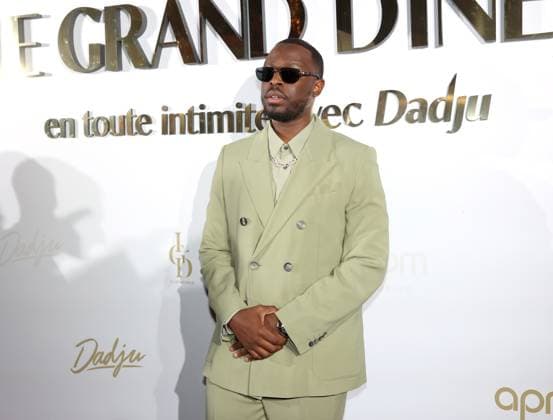 Internationale Filmfestspiele von Cannes, Le Grand Diner-Dadju LE GRAND DÃŽNER-DADJU Dadju Djuna Nsungula, dit Dadju, Photocall pour la SoirÃ e du Grand Diner, au Beach Club du Carlton, en prÃ sence de Dadju. France , Cannes le 18 mai 2025  Copyright: xDFYx