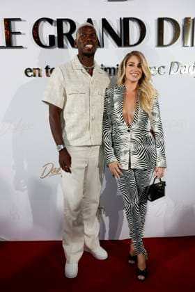 Entertainment Bilder des Tages Internationale Filmfestspiele von Cannes, Le Grand Diner-Dadju Cannes - Le Grand Diner-Dadju At Carlton Paul Pogba, Maria Zulay Pogba Salaues arrive to Hotel Carlton Beach to attending Le Grand Diner-Dadju ahead the 78th annual Cannes Film Festival on May 17, 2025 in Cannes, France. Photo by Marco Piovanotto ABACAPRESS.COM Cannes France  Copyright: xPiovanottoxMarco ABACAx