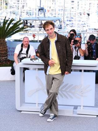 Cannes, 78th Cannes Film Festival 2025 - day 5 - Photocall of the film Die My Love Cannes, 78th Cannes Film Festival 2025 - day 5 - Photocall of the film Die My Love . In the photo Robert Pattinson Cannes France France  Copyright: xIPA ABACAx