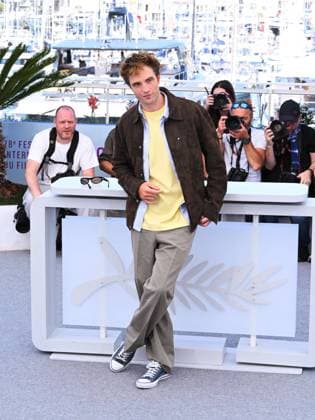 Cannes, 78th Cannes Film Festival 2025 - day 5 - Photocall of the film Die My Love Cannes, 78th Cannes Film Festival 2025 - day 5 - Photocall of the film Die My Love . In the photo Robert Pattinson Cannes France France  Copyright: xIPA ABACAx