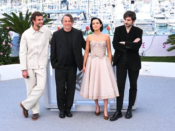 Cannes, France, France: Cannes, 78th Cannes Film Festival 2025 - day 6 - Photocall of the film Nouvelle Vague. In the photo Aubry Dullin, Richard Linklater, Zoey Deutch, Guillaume Marbeck Cannes France  - ZUMAp169 20250518_zea_p169_397 Copyright: xAlbertoxTerenghix