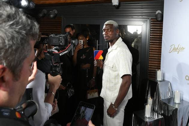 Le Grand Diner en toute intimite avec Dadju Paul Pogba at the photocall of Le Grand Diner en toute intimite with Dadju on the beach of the Carlton Hotel during the 78th Cannes International Film Festival, France, May 17, 2025 Lionel Urman Bestimage  Copyright: xLIONELxURMANxx xBESTIMAGExLIONELxURMANxx xBESTIMAGEx
