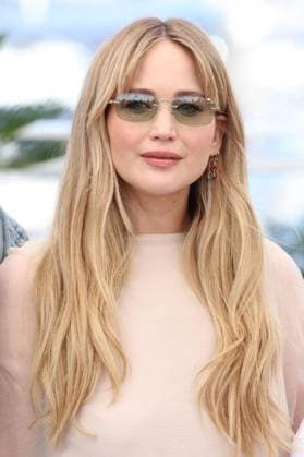 Cannes - Die My Love Photocall Jennifer Lawrence posing during the Die My Love photocall at the 78th annual Cannes Film Festival at Palais des Festivals on May 18, 2025 in Cannes, France. Photo by Jerome Domine ABACAPRESS.COM Cannes France  Copyright: xDominexJerome ABACAx