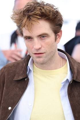 Cannes - Die My Love Photocall Robert Pattinson posing during the Die My Love photocall at the 78th annual Cannes Film Festival at Palais des Festivals on May 18, 2025 in Cannes, France. Photo by Jerome Domine ABACAPRESS.COM Cannes France  Copyright: xDominexJerome ABACAx