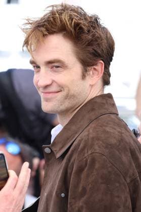 Cannes - Die My Love Photocall Robert Pattinson posing during the Die My Love photocall at the 78th annual Cannes Film Festival at Palais des Festivals on May 18, 2025 in Cannes, France. Photo by Jerome Domine ABACAPRESS.COM Cannes France  Copyright: xDominexJerome ABACAx