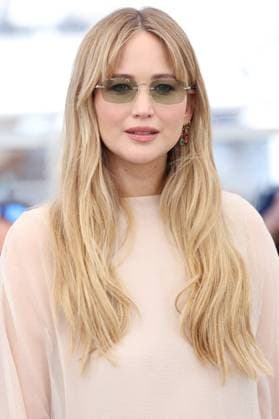 Cannes - Die My Love Photocall Jennifer Lawrence posing during the Die My Love photocall at the 78th annual Cannes Film Festival at Palais des Festivals on May 18, 2025 in Cannes, France. Photo by Jerome Domine ABACAPRESS.COM Cannes France  Copyright: xDominexJerome ABACAx