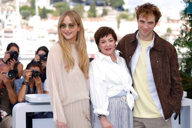 Jennifer Lawrence, Lynne Ramsay and Robert Pattinson at the photocall for the feature film Die, My Love at the Festival de Cannes 2025 78 Cannes International Film Festival at the Palais des Festivals Cannes, 18 05 2025 Foto:xD.xBedrosianx xFuturexImagex die_5511