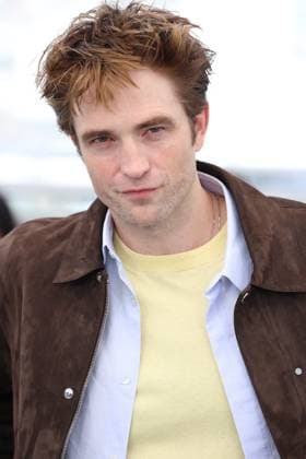 Cannes - Die My Love Photocall Robert Pattinson posing during the Die My Love photocall at the 78th annual Cannes Film Festival at Palais des Festivals on May 18, 2025 in Cannes, France. Photo by Jerome Domine ABACAPRESS.COM Cannes France  Copyright: xDominexJerome ABACAx