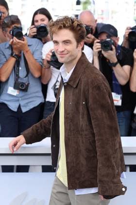 Cannes - Die My Love Photocall Robert Pattinson posing during the Die My Love photocall at the 78th annual Cannes Film Festival at Palais des Festivals on May 18, 2025 in Cannes, France. Photo by Jerome Domine ABACAPRESS.COM Cannes France  Copyright: xDominexJerome ABACAx