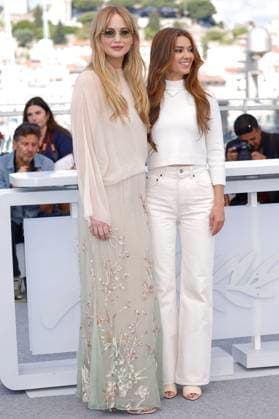 Jennifer Lawrence and Justine Ciarrocchi at the photocall for the feature film Die, My Love at the Festival de Cannes 2025 78 Cannes International Film Festival at the Palais des Festivals Cannes, 18 05 2025 Foto:xD.xBedrosianx xFuturexImagex die_5545