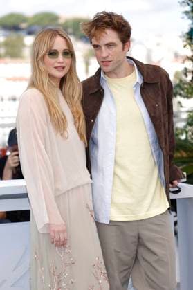 Jennifer Lawrence and Robert Pattinson at the photocall for the movie Die, My Love at the Festival de Cannes 2025 78 Cannes International Film Festival at the Palais des Festivals Cannes, 18 05 2025 Foto:xD.xBedrosianx xFuturexImagex die_5549