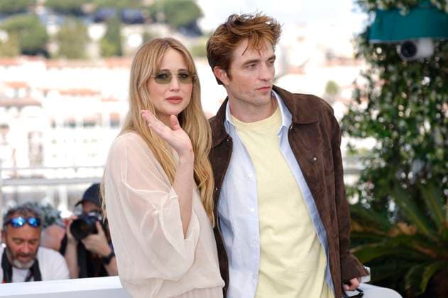 Jennifer Lawrence and Robert Pattinson at the photocall for the movie Die, My Love at the Festival de Cannes 2025 78 Cannes International Film Festival at the Palais des Festivals Cannes, 18 05 2025 Foto:xD.xBedrosianx xFuturexImagex die_5551