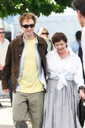 Cannes Die My Love Photocall AM Robert Pattinson and Lynne Ramsay attending the Die My Love Photocall in Cannes, France on May 18, 2025 as part of the 78th Cannes Film Festival. Photo by Aurore Marechal ABACAPRESS.COM Cannes France  Copyright: xMarechalxAurore ABACAx