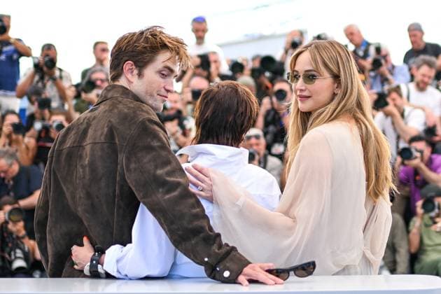 Cannes Die My Love Photocall AM Robert Pattinson, Lynne Ramsay and Jennifer Lawrence attending the Die My Love Photocall in Cannes, France on May 18, 2025 as part of the 78th Cannes Film Festival. Photo by Aurore Marechal ABACAPRESS.COM Cannes France  Copyright: xMarechalxAurore ABACAx