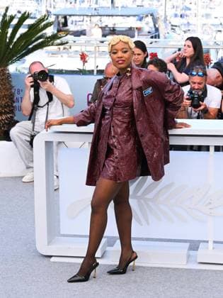 Internationale Filmfestspiele von Cannes, O Riso e a Faca Photocall Cannes, 78th Cannes Film Festival 2025 - day 6 - Photocall of the film O Riso EA Faca (Rest Alone in the Storm). Cannes, 78th Cannes Film Festival 2025 - day 6 - Photocall of the film O Riso EA Faca (Rest Alone in the Storm). In the Photo: Cleo Diára Cannes France France  Copyright: xIPA ABACAx