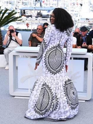 Internationale Filmfestspiele von Cannes, O Riso e a Faca Photocall Cannes, 78th Cannes Film Festival 2025 - day 6 - Photocall of the film O Riso EA Faca (Rest Alone in the Storm). Cannes, 78th Cannes Film Festival 2025 - day 6 - Photocall of the film O Riso EA Faca (Rest Alone in the Storm). In the Photo: Marçalina Djibril Cannes France France  Copyright: xIPA ABACAx
