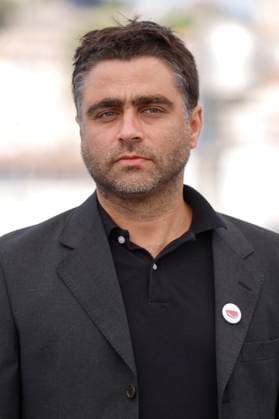 Pedro Pinho at the photocall for the feature film O Riso e a Faca I Only Rest in the Storm at the Festival de Cannes 2025 78 Cannes International Film Festival at the Palais des Festivals Cannes, 18 05 2025 Foto:xD.xBedrosianx xFuturexImagex rest_5504