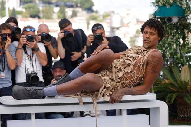 Jonathan Guilherme at the photocall for the feature film O Riso e a Faca I Only Rest in the Storm at the Festival de Cannes 2025 78 Cannes International Film Festival at the Palais des Festivals Cannes, 18 05 2025 Foto:xD.xBedrosianx xFuturexImagex rest_5518