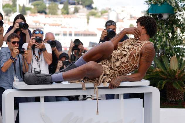 Jonathan Guilherme at the photocall for the feature film O Riso e a Faca I Only Rest in the Storm at the Festival de Cannes 2025 78 Cannes International Film Festival at the Palais des Festivals Cannes, 18 05 2025 Foto:xD.xBedrosianx xFuturexImagex rest_5519