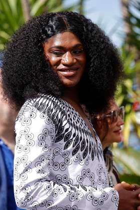Marcalina Djibril at the photocall for the feature film O Riso e a Faca I Only Rest in the Storm at the Festival de Cannes 2025 78 Cannes International Film Festival at the Palais des Festivals Cannes, 18 05 2025 Foto:xD.xBedrosianx xFuturexImagex rest_5527