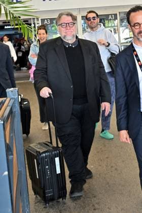 Cannes Guillermo del Toro At Nice Airport JR Guillermo del Toro arriving at Nice airport ahead 78th Cannes Film Festival in Nice, France on May, 18, 2025. Photo by Julien Reynaud APS-Medias ABACAPRESS.COM Nice France  Copyright: xReynaudxJulien APS-Medias ABACAx
