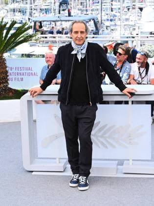 Internationale Filmfestspiele von Cannes, La lecon de musique Photocall Cannes, 78th Cannes Film Festival 2025 - day 6 - Photocall of the film La Leçon De Musique Alexandre Desplat & Guillermo Del Toro Cannes, 78th Cannes Film Festival 2025 - day 6 - Photocall of the film La Leçon De Musique Alexandre Desplat & Guillermo Del Toro . In the photo Alexandre Desplat Cannes France France  Copyright: xIPA ABACAx