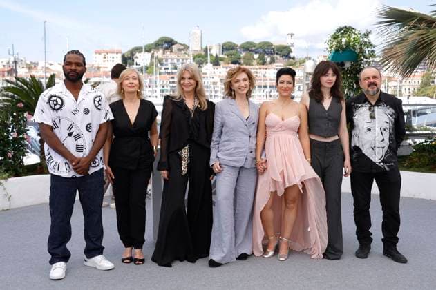 Martin Obgu, Dominika Bednarczyk, Chelli Goldenberg, Evgenia Dodina, Or Sinai, Kasia Katarzyna Lubik and Arkadiusz Jakubik at the photocall for the feature film Mama at the Festival de Cannes 2025 78 Cannes International Film Festival at the Palais des Festivals Cannes, 18 05 2025 Foto:xD.xBedrosianx xFuturexImagex mama_5501