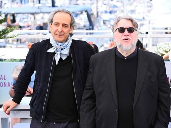 Cannes, France, France: Cannes, 78th Cannes Film Festival 2025 - day 6 - Photocall of the film La Lecon De Musique Alexandre Desplat & Guillermo Del Toro . In the photo Alexandre Desplat & Guillermo Del Toro Cannes France  - ZUMAp169 20250518_zea_p169_807 Copyright: xAlbertoxTerenghix