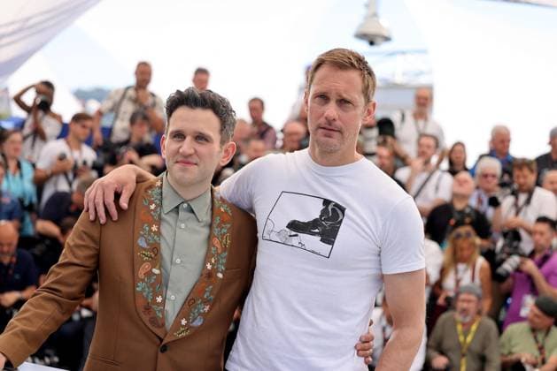 Pillion photocall at the 78th Cannes International Film Festival Harry Melling et Alexander Skarsgard au photocall de Pillion lors du 78ème Festival International du Film de Cannes, au Palais des Festivals à Cannes, France, le 18 mai 2025 Jacovides Moreau Bestimage Pillion photocall at the 78th annual Cannes Film Festival at Palais des Festivals in Cannes, France, on May 18, 2025 Cannes France  Copyright: xJACOVIDES-MOREAUx xBESTIMAGExJACOVIDES-MOREAUx xBESTIMAGEx
