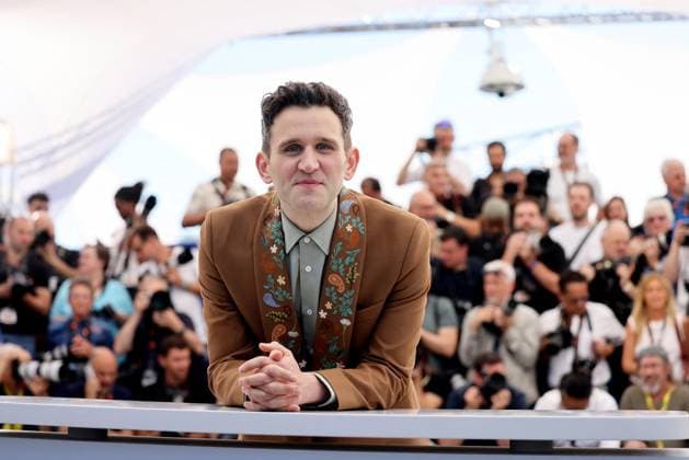 Photocall de Pillion lors du 78ème Festival International du Film de Cannes Harry Melling au photocall de Pillion lors du 78ème Festival International du Film de Cannes, au Palais des Festivals à Cannes, France, le 18 mai 2025 Jacovides Moreau Bestimage Pillion photocall at the 78th annual Cannes Film Festival at Palais des Festivals in Cannes, France, on May 18, 2025 Cannes France  Copyright: xJACOVIDES-MOREAUx xBESTIMAGExJACOVIDES-MOREAUx xBESTIMAGEx