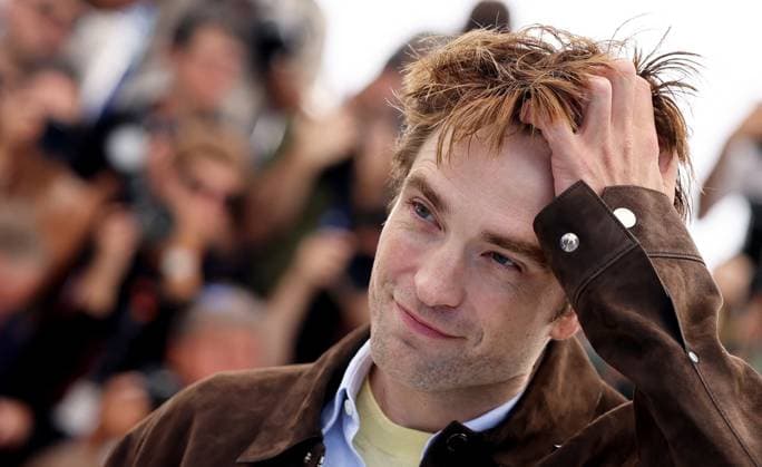 Die My Love photocall at the 78th Cannes International Film Festival Robert Pattinson au photocall de Die My Love lors du 78ème Festival International du Film de Cannes, au Palais des Festivals à Cannes, France, le 18 mai 2025 Jacovides Moreau Bestimage Die my love photocall at the 78th annual Cannes Film Festival at Palais des Festivals in Cannes, France, on May 18, 2025 Cannes France  Copyright: xJACOVIDES-MOREAUx xBESTIMAGExJACOVIDES-MOREAUx xBESTIMAGEx