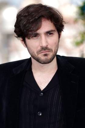 Guillaume Marbeck at the photocall for the feature film Nouvelle Vague New Wave at the Festival de Cannes 2025 78 Cannes International Film Festival at the Palais des Festivals Cannes, 18 05 2025 Foto:xD.xBedrosianx xFuturexImagex nouvelle_5512