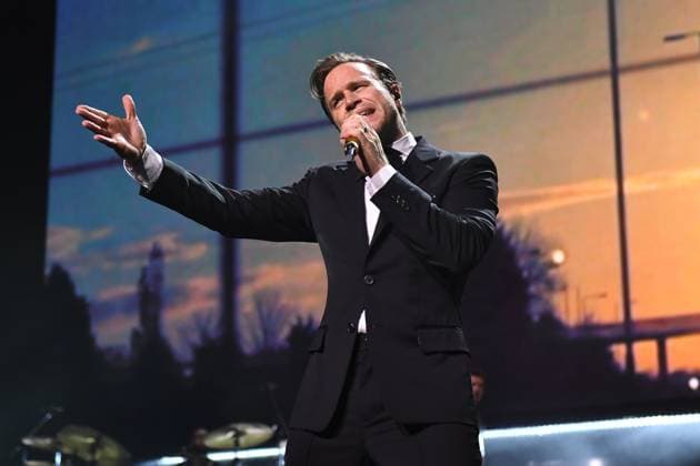 Olly Murs performing at O2 Arena in London LONDON, ENGLAND - MAY 17: Olly Murs performing at O2 Arena, Greenwich on May 17, 2025 in London, England. CAP MAR MAR Great Britain Copyright: xMartinxHarris CapitalxPicturesx