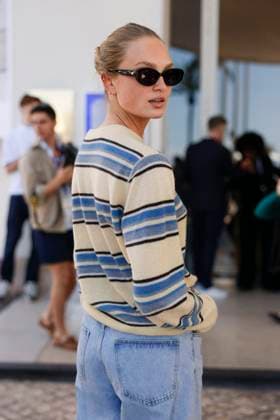 Cannes Romee Strijd leaves Hotel Martinez MP Romee Strijd leaves Hotel Martinez ahead the 78th annual Cannes Film Festival on May 18, 2025 in Cannes, France. Photo by Marco Piovanotto ABACAPRESS.COM  Copyright: xPiovanottoxMarco ABACAx