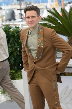 Pillion Photocall at 78th Festival de Cannes - Cannes, France CANNES, FRANCE. May 18, 2025: Harry Melling at the photocall for Pillion at the 78th Festival de Cannes. Picture: Paul Smith Featureflash Cannes France  Copyright: xPaulxSmithx xFeatureflashx