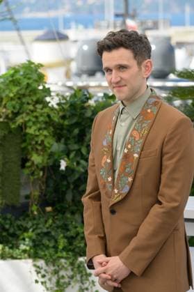Pillion Photocall at 78th Festival de Cannes - Cannes, France CANNES, FRANCE. May 18, 2025: Harry Melling at the photocall for Pillion at the 78th Festival de Cannes. Picture: Paul Smith Featureflash Cannes France  Copyright: xPaulxSmithx xFeatureflashx