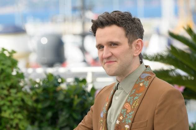 Pillion Photocall at 78th Festival de Cannes - Cannes, France CANNES, FRANCE. May 18, 2025: Harry Melling at the photocall for Pillion at the 78th Festival de Cannes. Picture: Paul Smith Featureflash Cannes France  Copyright: xPaulxSmithx xFeatureflashx