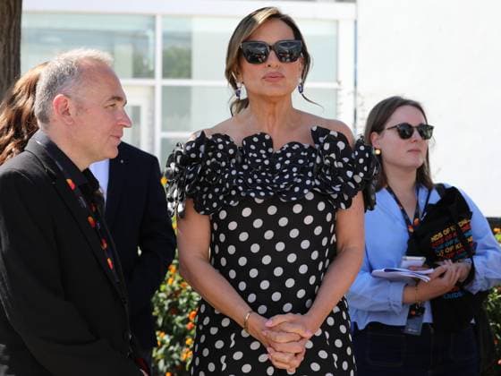 May 18, 2025, Cannes, Cote D azur, France: MARISKA HARGITAY poses during the photocall for My Mom Jayne at the 78th Annual Cannes Film Festival at Palais des Festivals in Cannes, France Cannes France - ZUMAc179 20250518_zep_c179_218 Copyright: xMickaelxChavetx